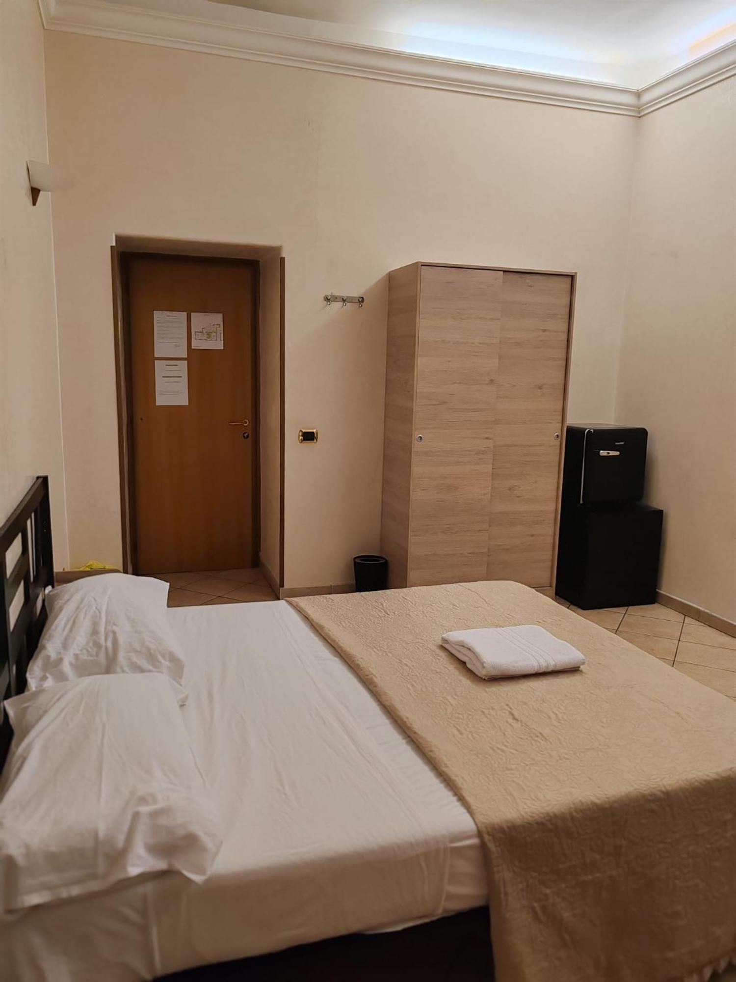 B&B Piazza Ragusa Rome Extérieur photo